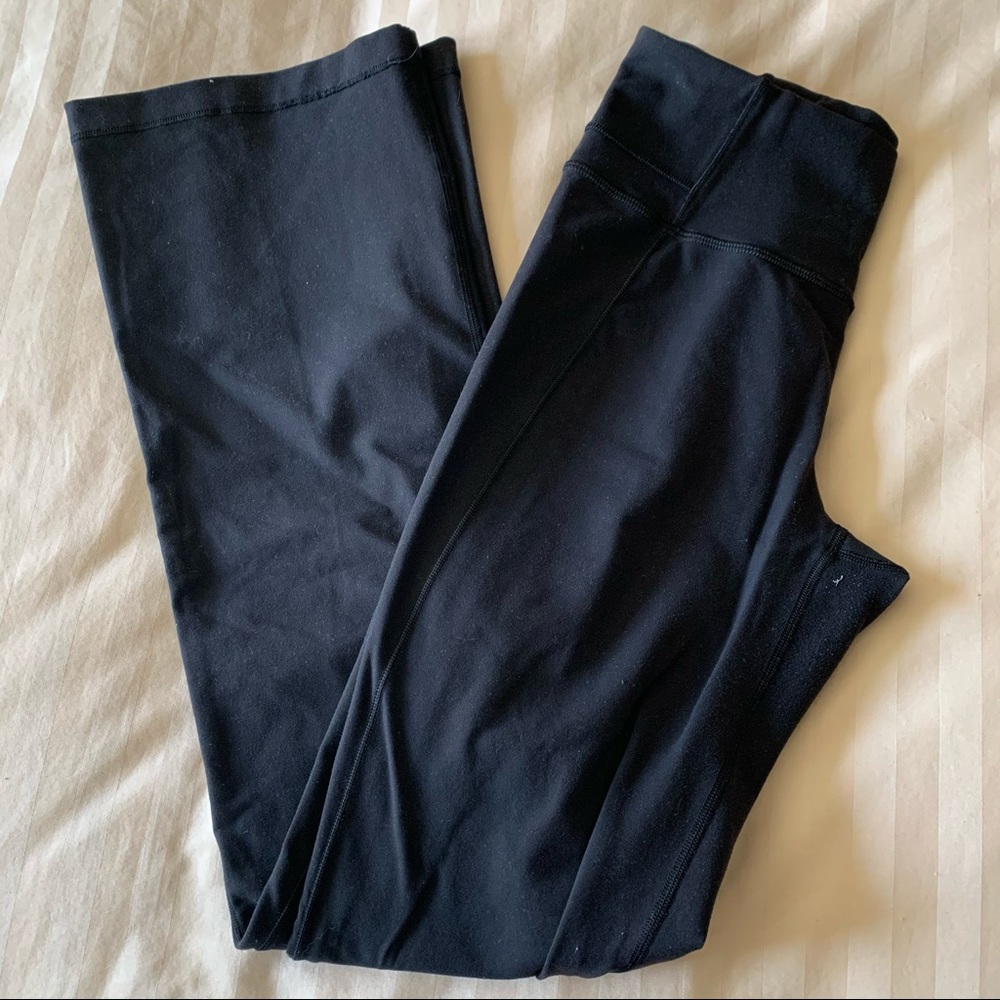 Lululemon Groove Flared Leggings